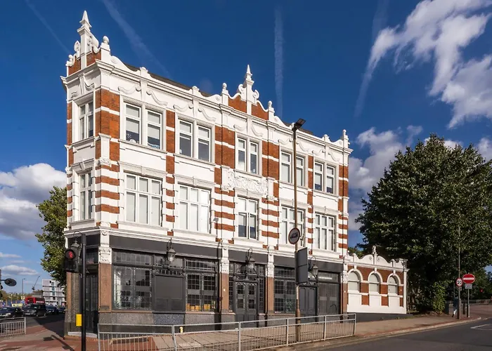 Studios At Antigallican London