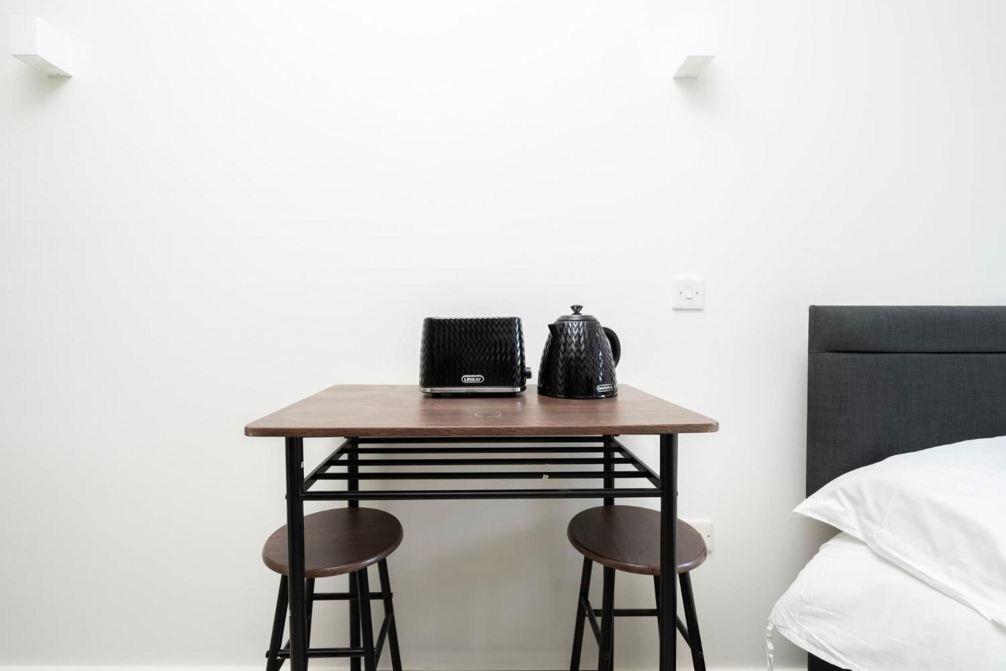 Studios At Antigallican London Appartement